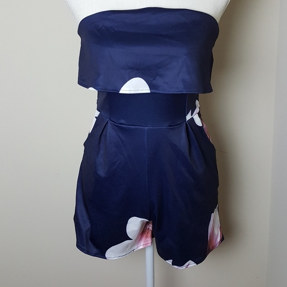 Floral  romper size S - Picture 3 of 7